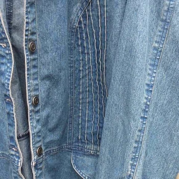 Retro Jean Jacket - Picture 5 of 8